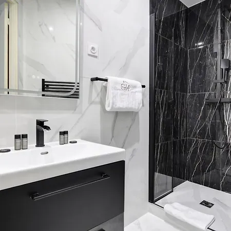 La Plume A Haven Of Peace In Montorgueil Apartment Paris