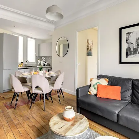 La Plume A Haven Of Peace In Montorgueil Paris